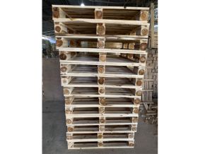 Wood pallet 12