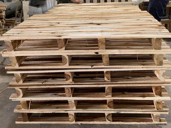 Wood pallet 16
