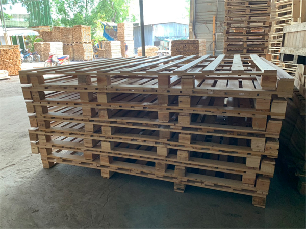Pallet gỗ 24